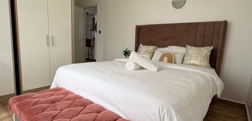 Trendy Furnished 2BR Apartments with Pool Vibes – Tatu City!