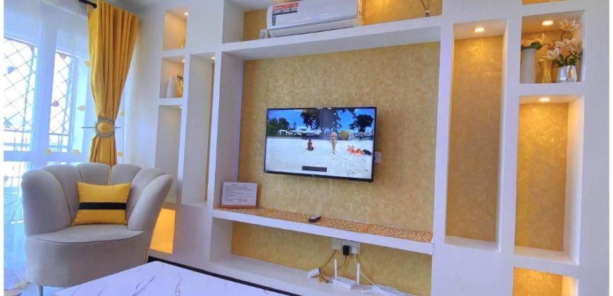 Nyali, Mombasa, 2 bedroom one ensuite Sea view fully furnished apartment in Nyali, Mombasa, 3 minutes walk to the beach,